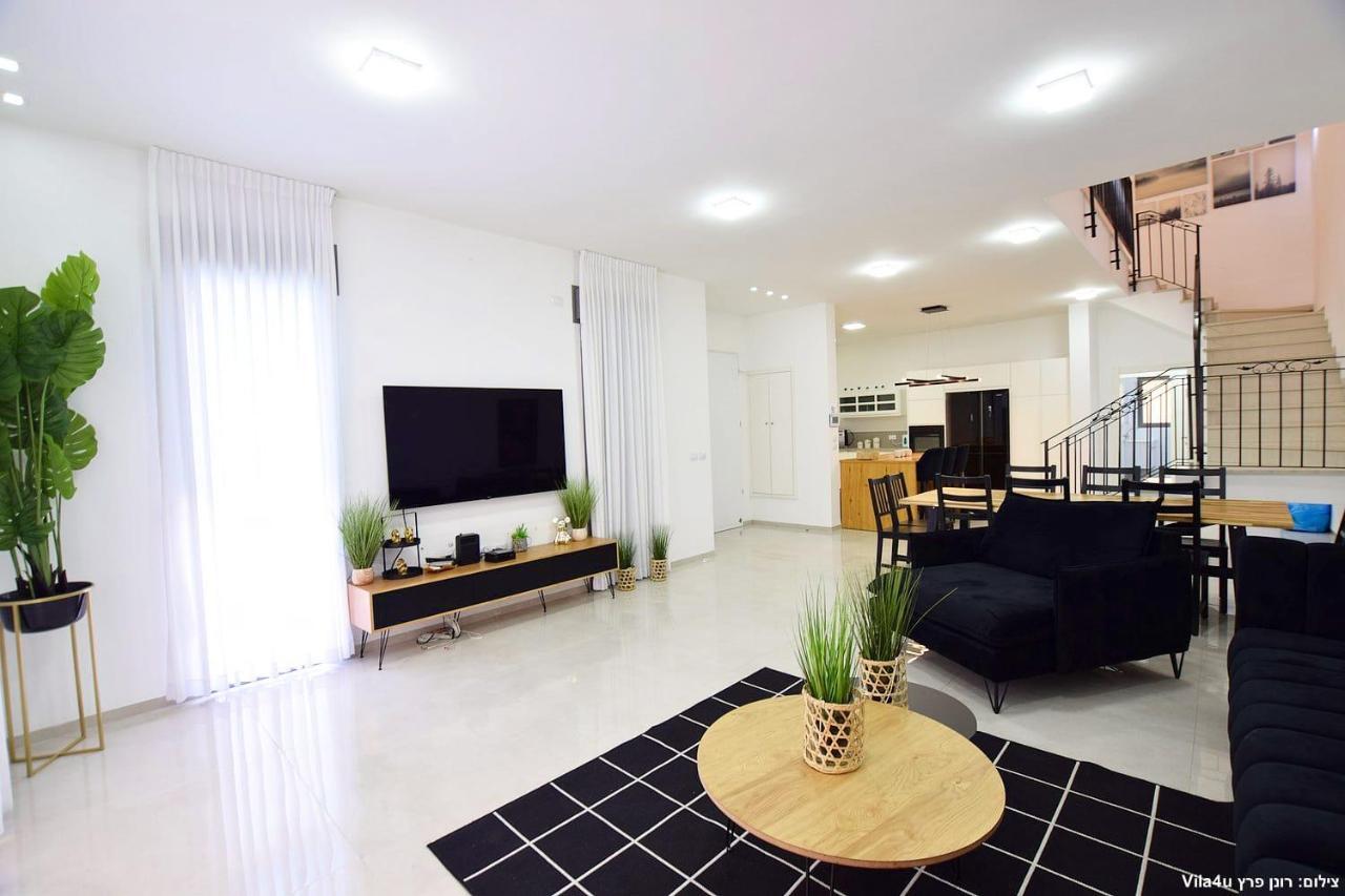 אמה וילה ריזורט Villa Hadera Eksteriør bilde